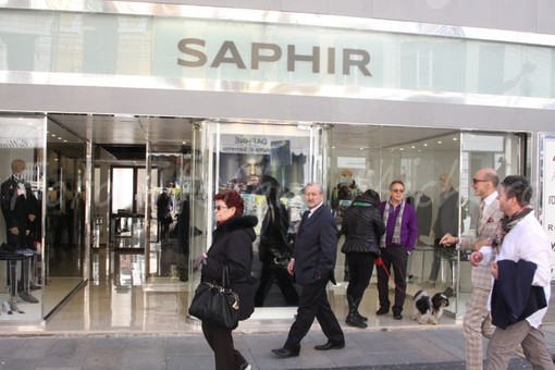 Festival di Sanremo: Real Time sceglie la nota boutique di via Matteotti Saphir per ospitare una puntata de "Il re del cioccolato" Festival di Sanremo: Real Time sceglie la nota boutique di via Matteotti Saphir per ospitare una puntata de "Il re del cioccolato"