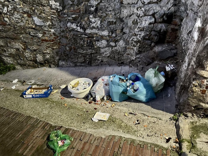 Ventimiglia, controlli della polizia locale nel centro storico: scoperti undici immobili irregolari Ventimiglia, controlli della polizia locale nel centro storico: scoperti undici immobili irregolari