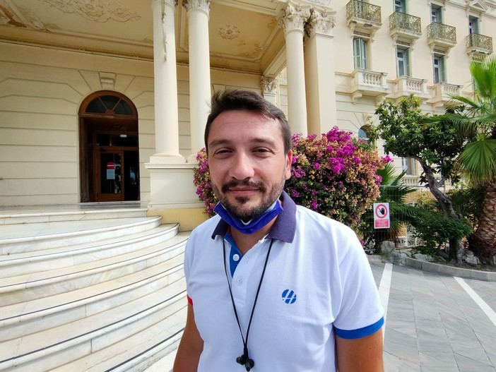 Ex Morelli di Diano Marina, lavoratori a rischio. Ronca: "Parlare di 'pochi esuberi' è irrispettoso" Ex Morelli di Diano Marina, lavoratori a rischio. Ronca: "Parlare di 'pochi esuberi' è irrispettoso"