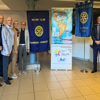 Sanremo, studenti protagonisti al Festival della Salute con il progetto STOP HPV (video)