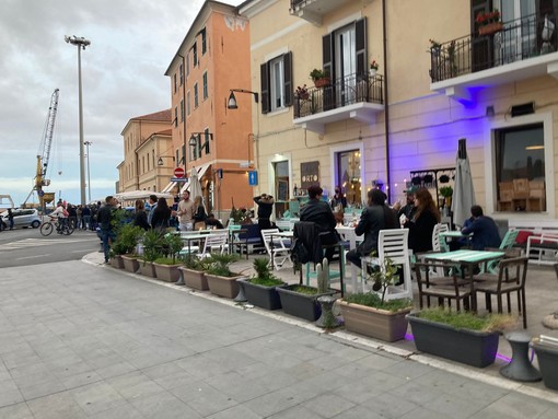 Covid-19, Costa (Noi con l’Italia): “Per i ristoranti in zona bianca nessun limite sui posti a sedere all’aperto" Covid-19, Costa (Noi con l’Italia): “Per i ristoranti in zona bianca nessun limite sui posti a sedere all’aperto"