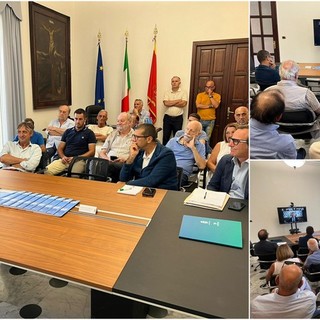 Aurelia Bis Ventimiglia-Sanremo, riunione tra sindaci e Rixi: definito il cronoprogramma (Foto e video) Aurelia Bis Ventimiglia-Sanremo, riunione tra sindaci e Rixi: definito il cronoprogramma (Foto e video)