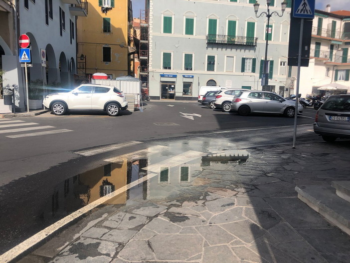 Perdita d'acqua a Imperia: domani possibili disservizi e interruzione del servizio idrico su tutto il golfo dianese e in città