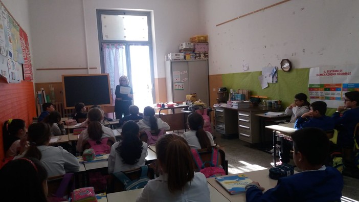 Sanremo: Rossella Masper alla scuola Rubino per leggere alcuni brani sulla Shoah
