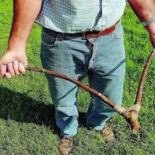 Bajardo: si torna a parlare di rabdomanzia, sabato prossimo ne arriveranno 50 dal Nord Italia Bajardo: si torna a parlare di rabdomanzia, sabato prossimo ne arriveranno 50 dal Nord Italia