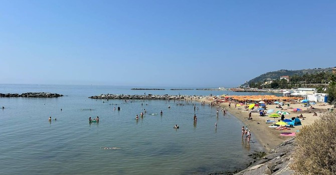 Liguria sempre più calda, acqua sotto pressione: i dati confermano la fragilità del territorio Liguria sempre più calda, acqua sotto pressione: i dati confermano la fragilità del territorio
