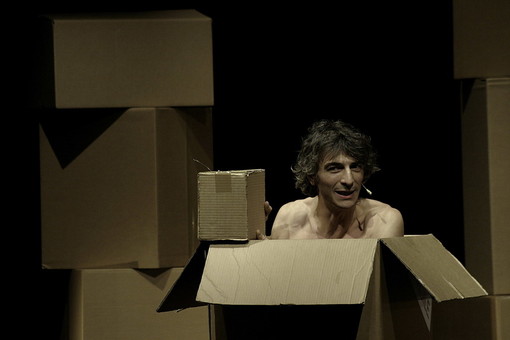 Imperia: apertura col botto per la stagione teatrale a Lo Spazio Vuoto, giovedì e domenica nuovi spettacoli Imperia: apertura col botto per la stagione teatrale a Lo Spazio Vuoto, giovedì e domenica nuovi spettacoli