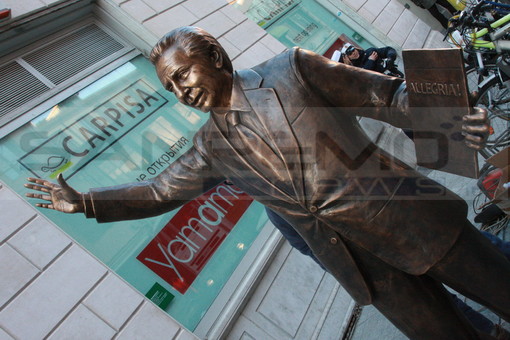 Festival di Sanremo: da oggi in via Escoffier il ricordo dell'Allegria!' di Mike Bongiorno