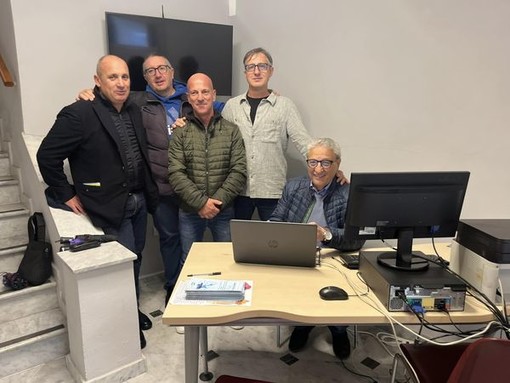 Spazio informativo e di primo ascolto, a Camporosso apre uno sportello dedicato ai frontalieri Spazio informativo e di primo ascolto, a Camporosso apre uno sportello dedicato ai frontalieri