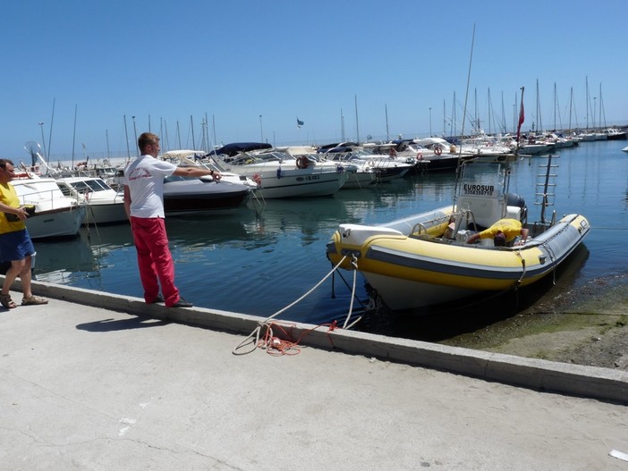 Diano Marina: "il porto di Diano come la Salerno-Reggio Calabria