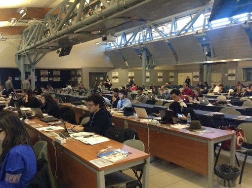 #Sanremo2016: record di presenze anche per la Sala Lucio Dalla 742 accrediti e 312 radio, tv e web #Sanremo2016: record di presenze anche per la Sala Lucio Dalla 742 accrediti e 312 radio, tv e web