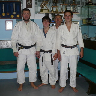 Nella foto, gli Insegnanti Tecnici Alberto ed Alessio Ferrigno con i finalisti del Campionato Italiano Esordienti B Alessio Bollo e Davide Michelini. Nella foto, gli Insegnanti Tecnici Alberto ed Alessio Ferrigno con i finalisti del Campionato Italiano Esordienti B Alessio Bollo e Davide Michelini.