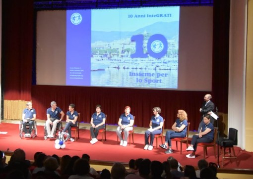 Sanremo: 10 anni di IntegrAbili, grande successo per lo spettacolo 'Hotello con l'akka'