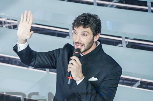 Festival di Sanremo, primo summit operativo con De Martino: Sindoni “Per il dopo Conti la Rai ha fatto bene a puntare su di lui” Festival di Sanremo, primo summit operativo con De Martino: Sindoni “Per il dopo Conti la Rai ha fatto bene a puntare su di lui”