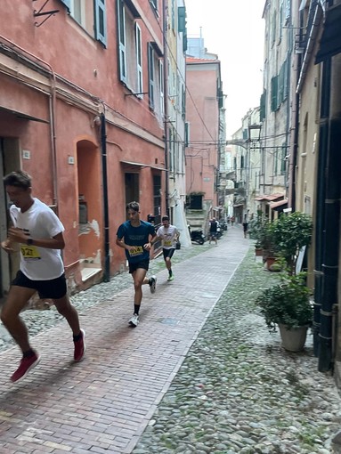 'StraSanSiro': Marathon non competitiva per le vie del centro storico di Sanremo