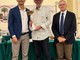 Igor Egimov, il primo classificato, premiato da Giuseppe Di Meco e Alessandro Il Grande Igor Egimov, il primo classificato, premiato da Giuseppe Di Meco e Alessandro Il Grande