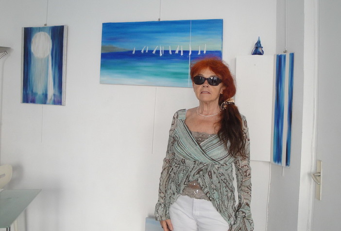 L'artista imperiese Serenella Sossi alla premiazione del GemlucArt di Montecarlo L'artista imperiese Serenella Sossi alla premiazione del GemlucArt di Montecarlo