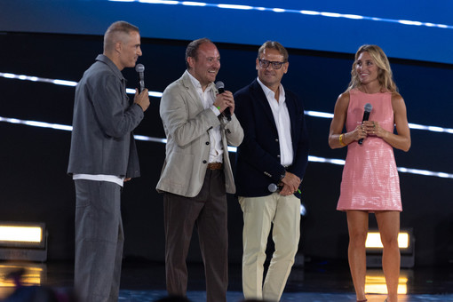 SuperKaraoke, il M5S: "4.900 ingressi non significano 4.900 persone presenti". E sul conto: "Almeno 357.700 euro" SuperKaraoke, il M5S: "4.900 ingressi non significano 4.900 persone presenti". E sul conto: "Almeno 357.700 euro"