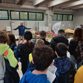 Visita all'azienda Diemme Fiori per le classi dell'Istituto Comprensivo di Riva Ligure e San Lorenzo