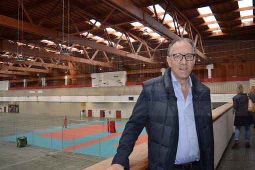 Sanremo: il Sindaco Biancheri fa visita a sorpresa di prima mattina al Mercato dei Fiori