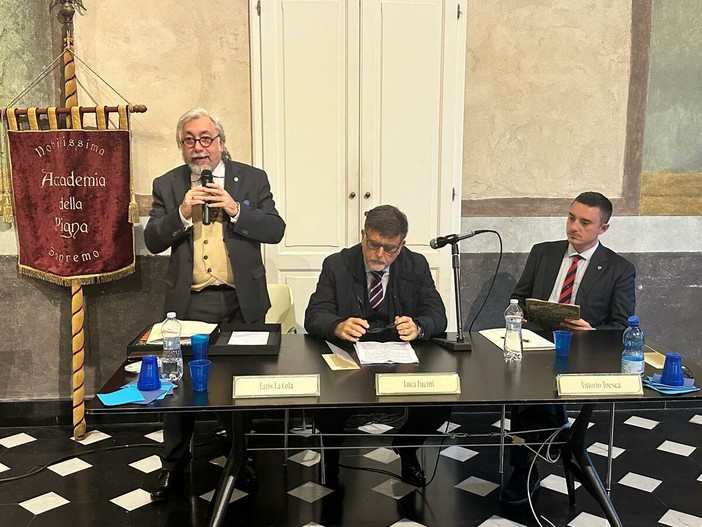 Sanremo sbarca al Senato, a Palazzo Madama la presentazione del libro dell'Istituto "Joseph de Maistre" Sanremo sbarca al Senato, a Palazzo Madama la presentazione del libro dell'Istituto "Joseph de Maistre"
