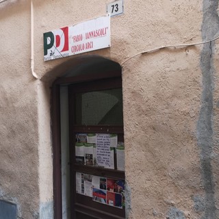 Elezioni comunali a Sanremo: 'Nessun sequestro di materiale da parte della Polizia". Il Pd annuncia querele nei confronti di alcuni giornali Elezioni comunali a Sanremo: 'Nessun sequestro di materiale da parte della Polizia". Il Pd annuncia querele nei confronti di alcuni giornali
