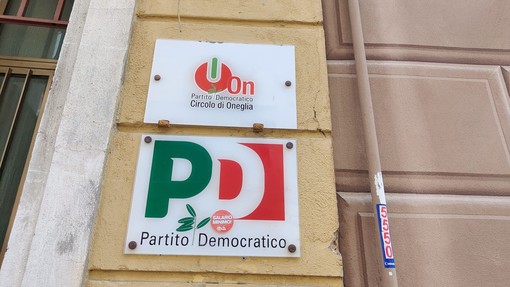 Il PD di Imperia contro la visita di Roberto Vannacci: "Le sue posizioni sono distanti dai valori della Costituzione e dell'antifascismo" Il PD di Imperia contro la visita di Roberto Vannacci: "Le sue posizioni sono distanti dai valori della Costituzione e dell'antifascismo"