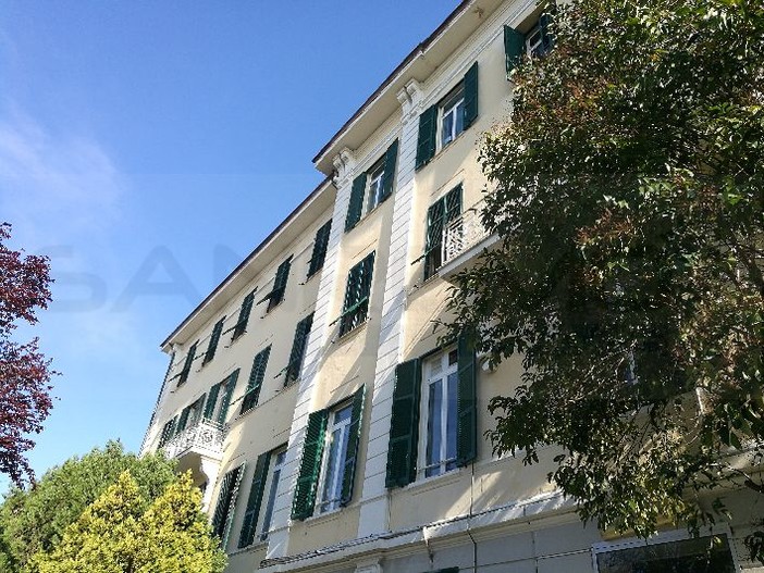 Toti conferma: all'ospedale di Bordighera ci saranno i servizi previsti, sia con il privato che con il pubblico" (Video)