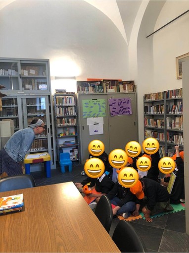Pontedassio: visita della scuola primaria alla biblioteca, "Sinergia con il territorio" Pontedassio: visita della scuola primaria alla biblioteca, "Sinergia con il territorio"