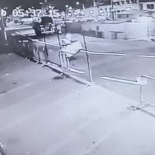 Sanremo: la Municipale risponde a Tommasini "Lo striscione non era autorizzato", Biancheri "Le ombre scure vanno ricercate altrove” Sanremo: la Municipale risponde a Tommasini "Lo striscione non era autorizzato", Biancheri "Le ombre scure vanno ricercate altrove”