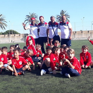 La scuola calcio dell’U.S.Dolceacqua (affiliata Genoa Future Football) rappresenta l’Italia al Torneo Internazionale di Mentone e conquista il podio