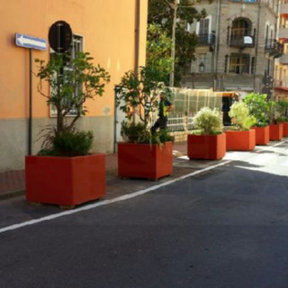 Ventimiglia: rinnovato per 5 anni il comodato d'uso alla Scuola Francese, allo studio un progetto per proseguire anche le medie inferiori Ventimiglia: rinnovato per 5 anni il comodato d'uso alla Scuola Francese, allo studio un progetto per proseguire anche le medie inferiori