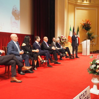 I relatori sul palco del Teatro del Casinò I relatori sul palco del Teatro del Casinò