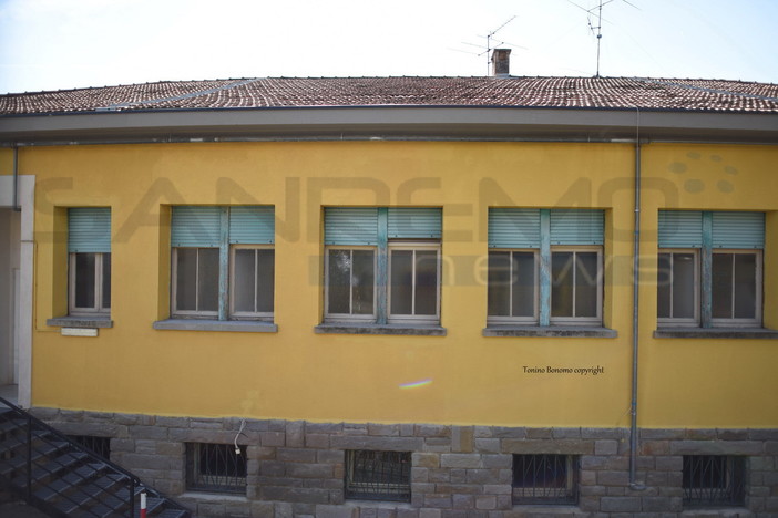 Sanremo: chiusura dell'asilo di San Giacomo, lo sfogo di una mamma contro le promesse elettorali Sanremo: chiusura dell'asilo di San Giacomo, lo sfogo di una mamma contro le promesse elettorali