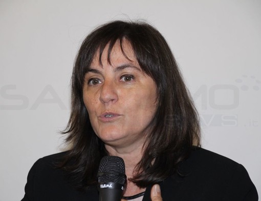 Sanità: Viale “In commissione interventi costruttivi ma anche sfilata nostalgici consultori autogestiti anni settanta”