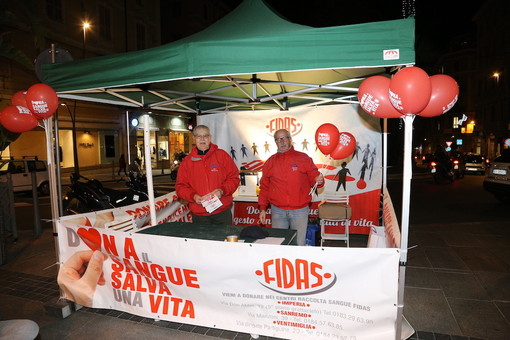 Sanremo: durante la settimana del Festival ci sono anche i volontari della FIDAS impegnati a trovare donatori di sangue
