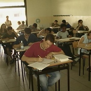 Questa mattina al via la maturità 2016 anche per gli studenti imperiesi: le tracce dei temi