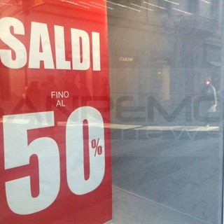 Il 2 luglio al via ai saldi estivi in Liguria: da oggi stop nei negozi alle vendite promozionali Il 2 luglio al via ai saldi estivi in Liguria: da oggi stop nei negozi alle vendite promozionali
