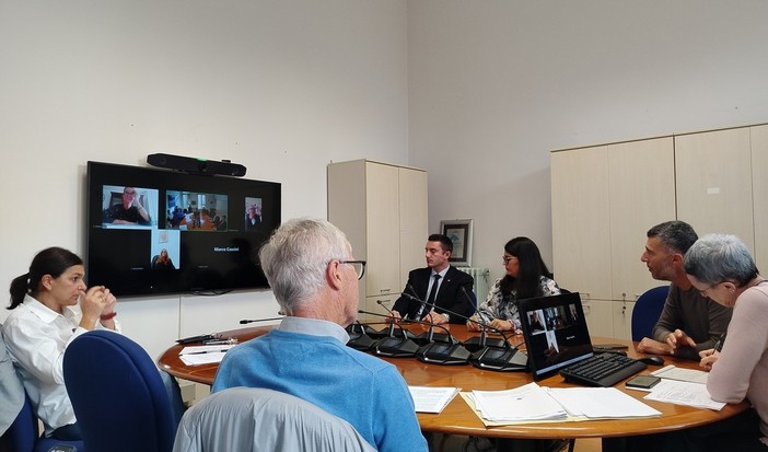 Aggiornamenti urbanistici a Sanremo: antenne e demanio marittimo al centro della Commissione