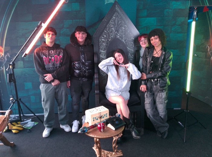 Festival di Sanremo, collaborazione tra l’Istituto Colombo e Radio Dimensione Suono Festival di Sanremo, collaborazione tra l’Istituto Colombo e Radio Dimensione Suono