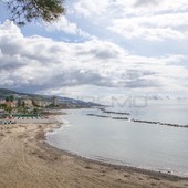 Concessioni balneari ad Arma di Taggia, presentate 28 domande per i 12 stabilimenti: il Lido Annunziata è il più conteso Concessioni balneari ad Arma di Taggia, presentate 28 domande per i 12 stabilimenti: il Lido Annunziata è il più conteso