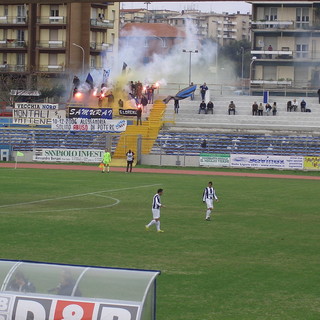 Due tifosi dei 'Samurai' dell'Imperia Calcio colpiti dal Daspo: non potranno entrare negli stadi