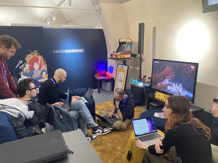 Festival 2025: 'FantaSanremo' cambia sede per la settimana clou, da Santa Tecla si sposta alla Canottieri Festival 2025: 'FantaSanremo' cambia sede per la settimana clou, da Santa Tecla si sposta alla Canottieri