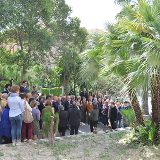 Imperia: inaugurata una scalinata in ricordo della prof.ssa Barbieri, il pensiero della figlia Imperia: inaugurata una scalinata in ricordo della prof.ssa Barbieri, il pensiero della figlia