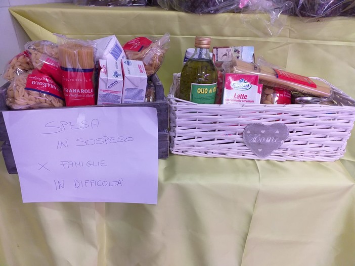 Emergenza Coronavirus: da due negozi di Bussana è nata l'idea della 'Spesa in sospeso'. "I bussanelli rispondono sempre con il loro grande cuore"