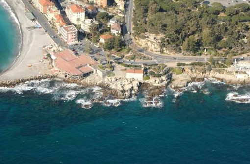 Bordighera: un ascensore dalla vecchia galleria ferroviaria alla pineta di Sant’Ampelio, Pallanca “Ho dato mandato agli uffici di studiarne la fattibilità”
