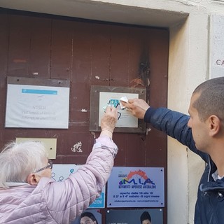 Sanremo: targa dell'ANPI imbrattata con una svastica, la denuncia di Fulvio Fellegara ed Amelia Narciso "Ennesimo episodio. Rigurgiti nazi-fascisti sono sempre più numerosi"