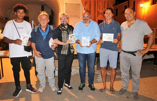 Riva Ligure: 'Sale in Zucca', una piacevole serata all’insegna della musica e dell’umorismo