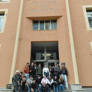 Ventimiglia, studenti del Liceo Aprosio medici per due giorni con lo stage al Dimes di Genova Ventimiglia, studenti del Liceo Aprosio medici per due giorni con lo stage al Dimes di Genova