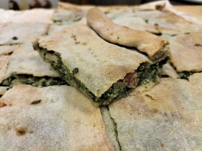 Andagna in Festa con la Sagra del Rezegnun, torta verde tipica della cucina andagnina